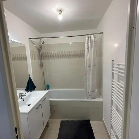 Chez Particulier A 5 Min Du Chu De * Ruan